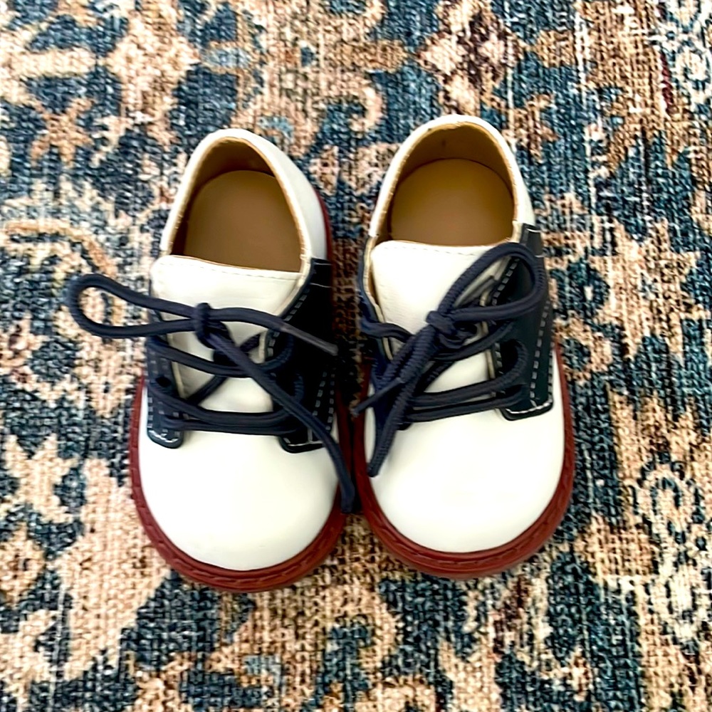 SZ Navy + White Saddleshoes